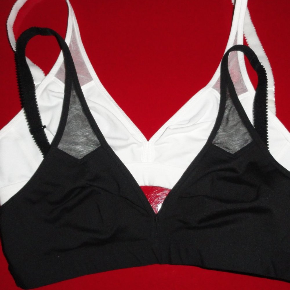 2 Wacoal Body By Soft Cup Wireless Bras 34